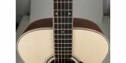New 💯 Larrivee OM-03 Walnut Limited Edition 👏 18 New 💯 Larrivee OM-03 Walnut Limited Edition 👏 -Cheap Guitar Store larrivee om 03 walnut body detail