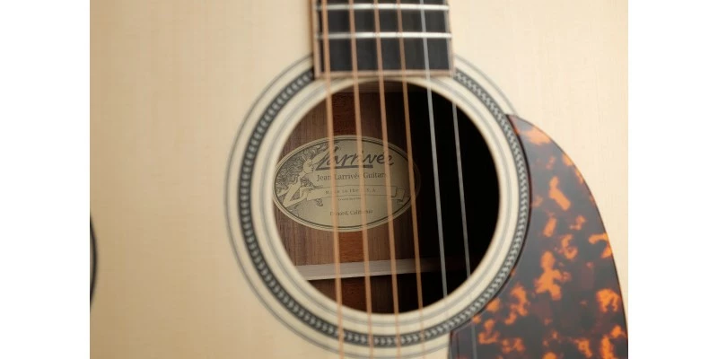 New 💯 Larrivee OM-03 Walnut Limited Edition 👏 15 New 💯 Larrivee OM-03 Walnut Limited Edition 👏 - Image 13