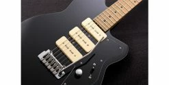 Top 10 🔔 Reverend Jetstream 390 Midnight Black, Roasted Maple Neck 🎁 -Cheap Guitar Store reverend jetstream 390 midnight black with black scratchplate 1