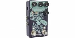 Deals 😀 Walrus Audio Julianna Stereo Chorus Pedal 🔥 -Cheap Guitar Store walrus audio julianna stereo chorus pedal front angle 2